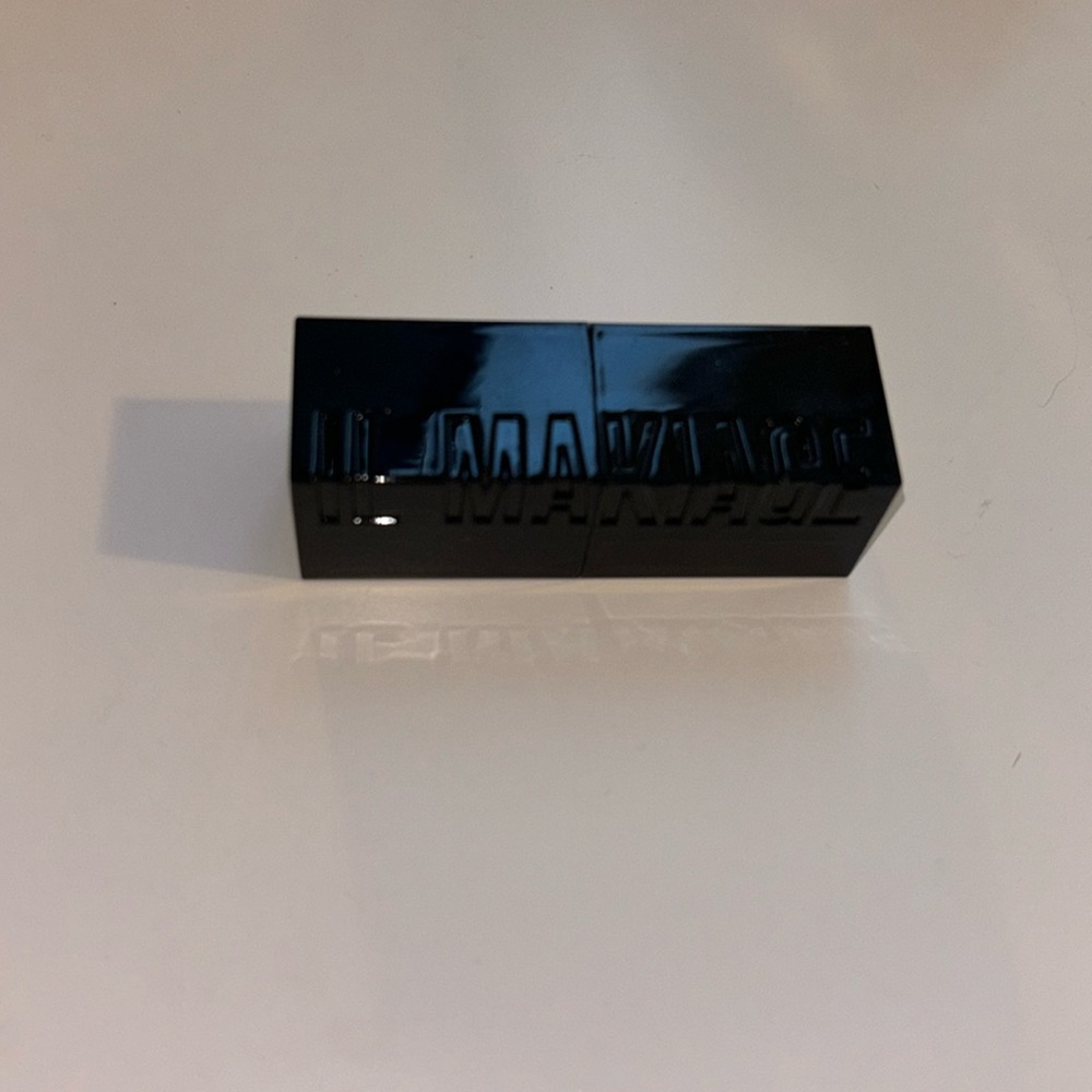 Il Makieage lipstick